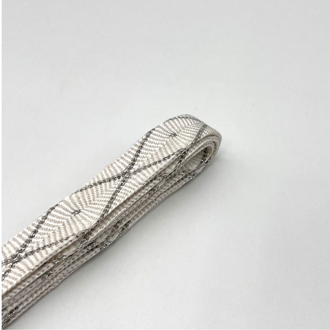 帯締め 正絹 Sランク 白色(しろいろ) 銀色 菱模様 長さ約164cm 幅約1.7cm フォーマル 白系 1135004592311