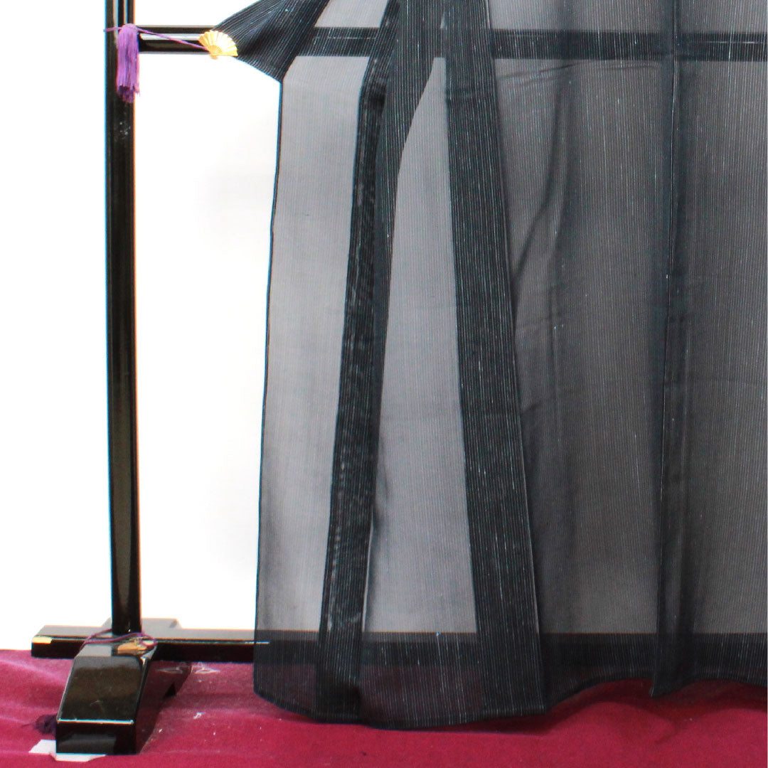 夏物 ポリエステル 紬 身丈163.5cm 裄丈67.5cm 縞 洗える着物 紗 Sランク 黒系 1132001512410