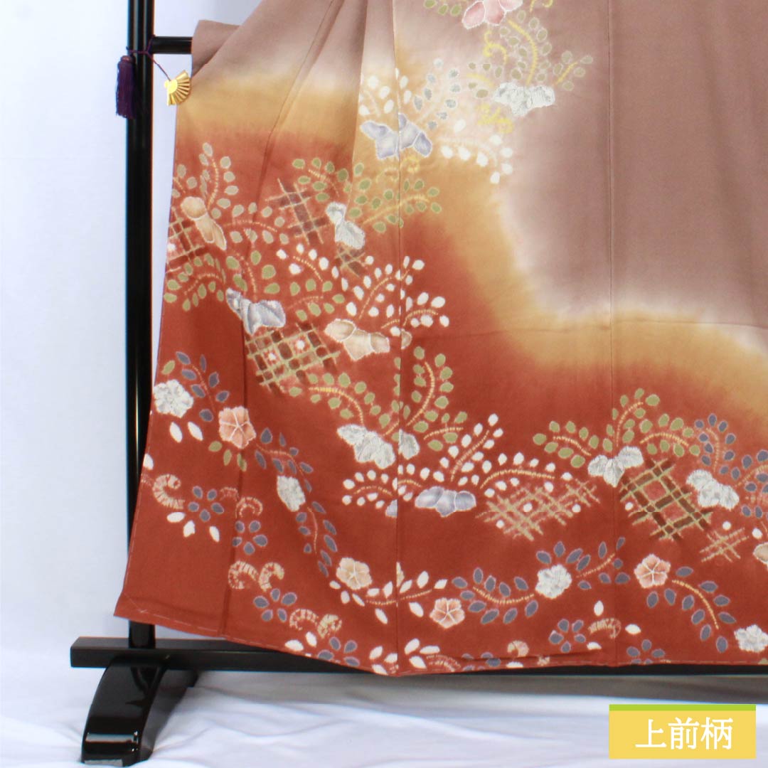 Homongi (formal kimono) made of pure silk, rank B, lined, length 158cm, sleeve length 67cm, Saganezuiro (Saga gray) color, tie-dyed, paulownia wood crepe, brown with basting thread, product number 1112007084314