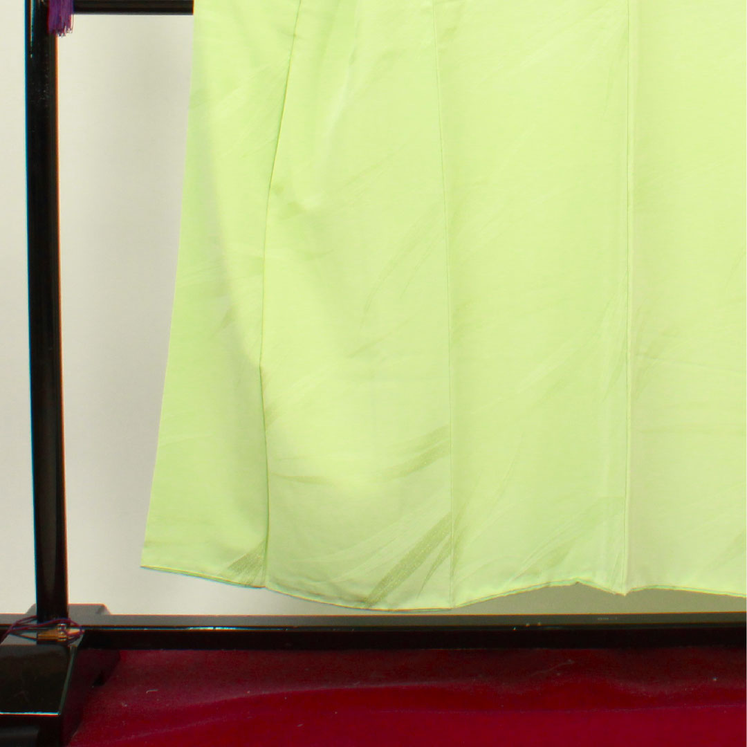 色無地 正絹 黄緑色 笹 身丈151.5cm 裄丈62cm 袷 Sランク 緑系 1114000892219