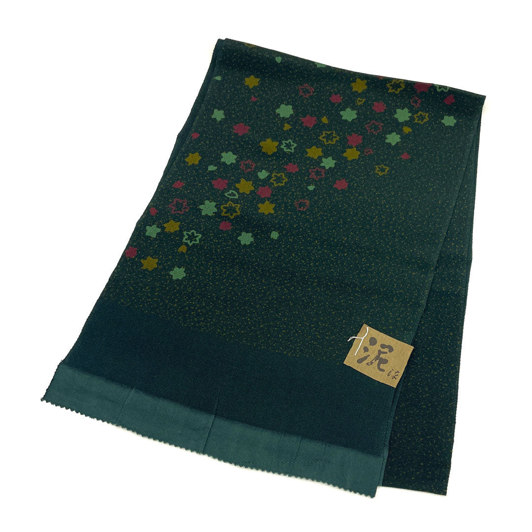 (新古品)帯揚げ 正絹 NEWランク カジュアル 鉄色(てついろ) 泥染め たたき染め 葉っぱ模様 長さ約180cm 幅約30cm 緑系 1136001721919