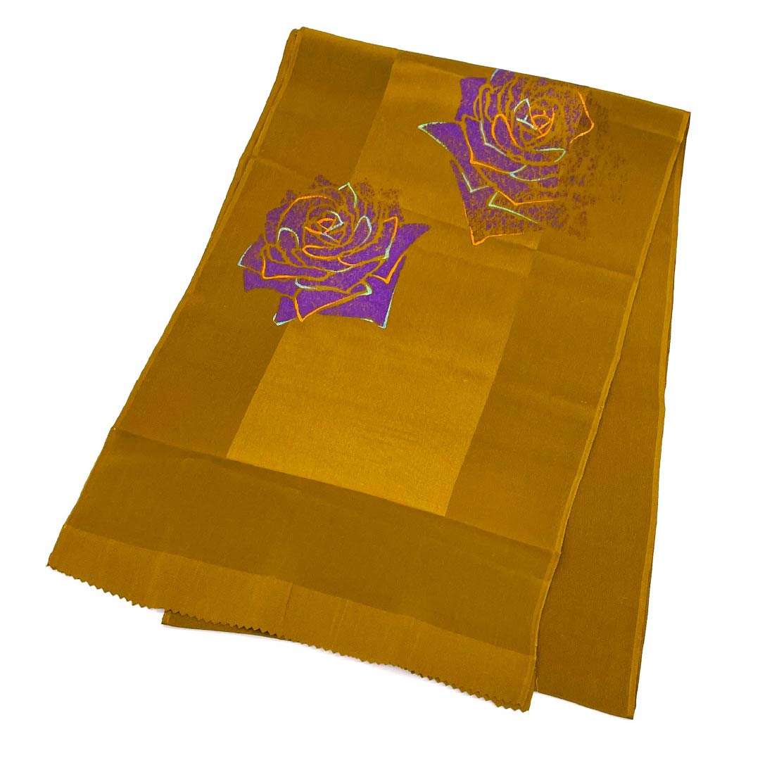 Casual obiage (sash sash) made of pure silk, S-rank, in fox-colored with a unique rose and floral pattern. Length: 172cm, Width: 28.5cm, Brown. Product number: 1136001962914