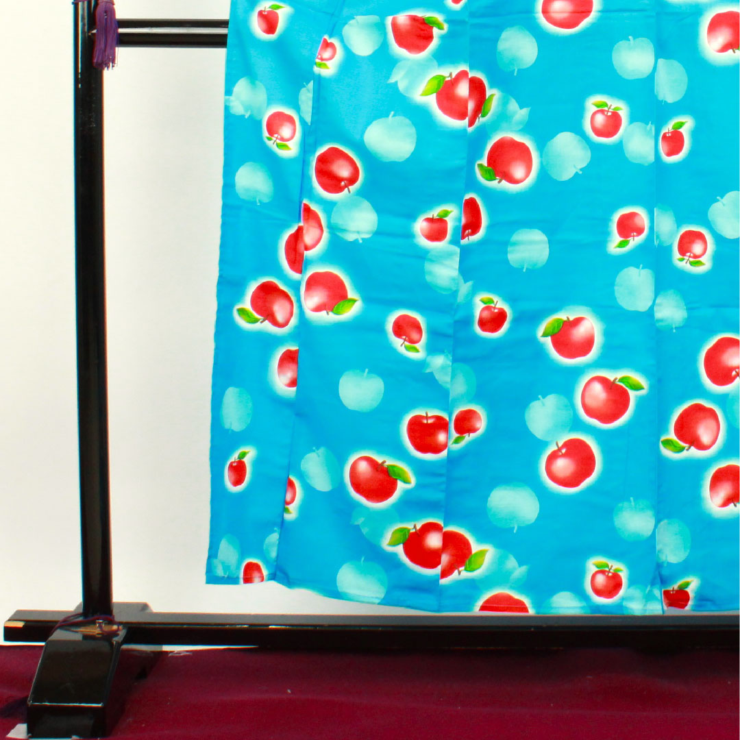 浴衣 真青色 リンゴ 木綿 Sランク 単衣 身丈155cm 裄丈64cm 青系 1118002222317