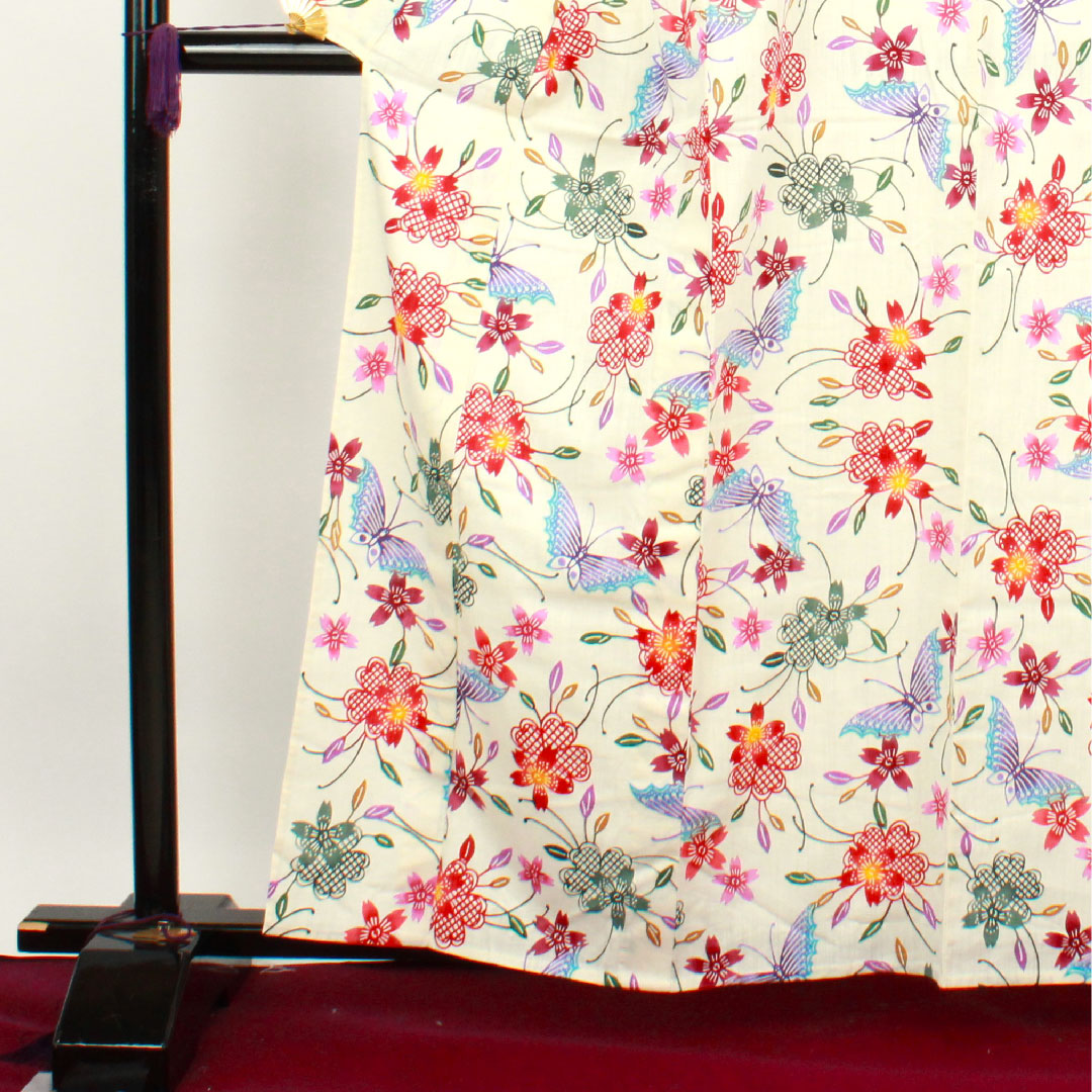 浴衣 しつけ糸付き 未使用品 乳白色 型染 綿麻 Sランク 単衣 身丈162cm 裄丈66cm クリーム系 1118002022415