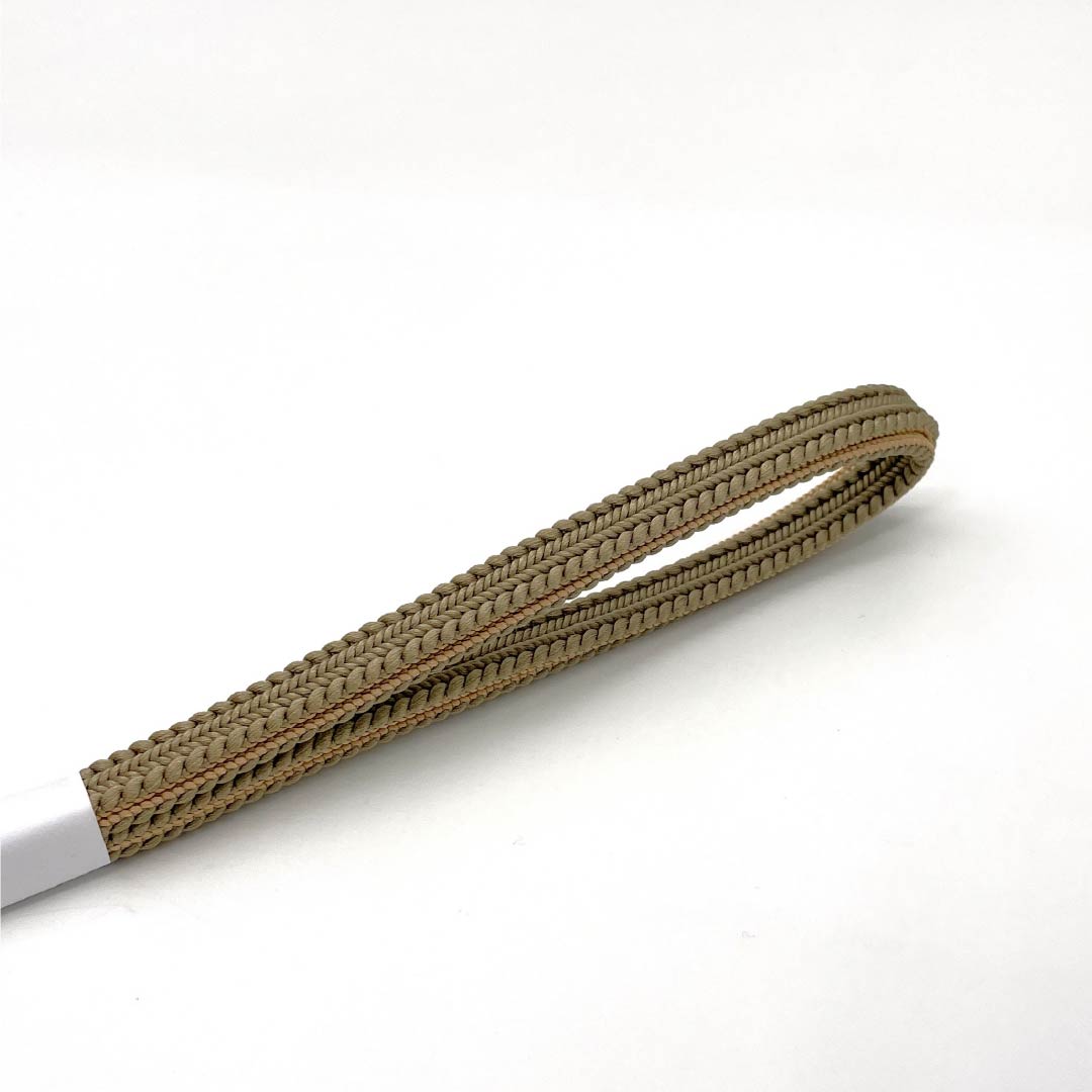 (新品)帯締め 正絹 NEWランク 三分紐 煤竹茶色(すすたけちゃいろ) 帯留め用 長さ約122cm 幅約0.9cm カジュアル 茶系 1135005801314