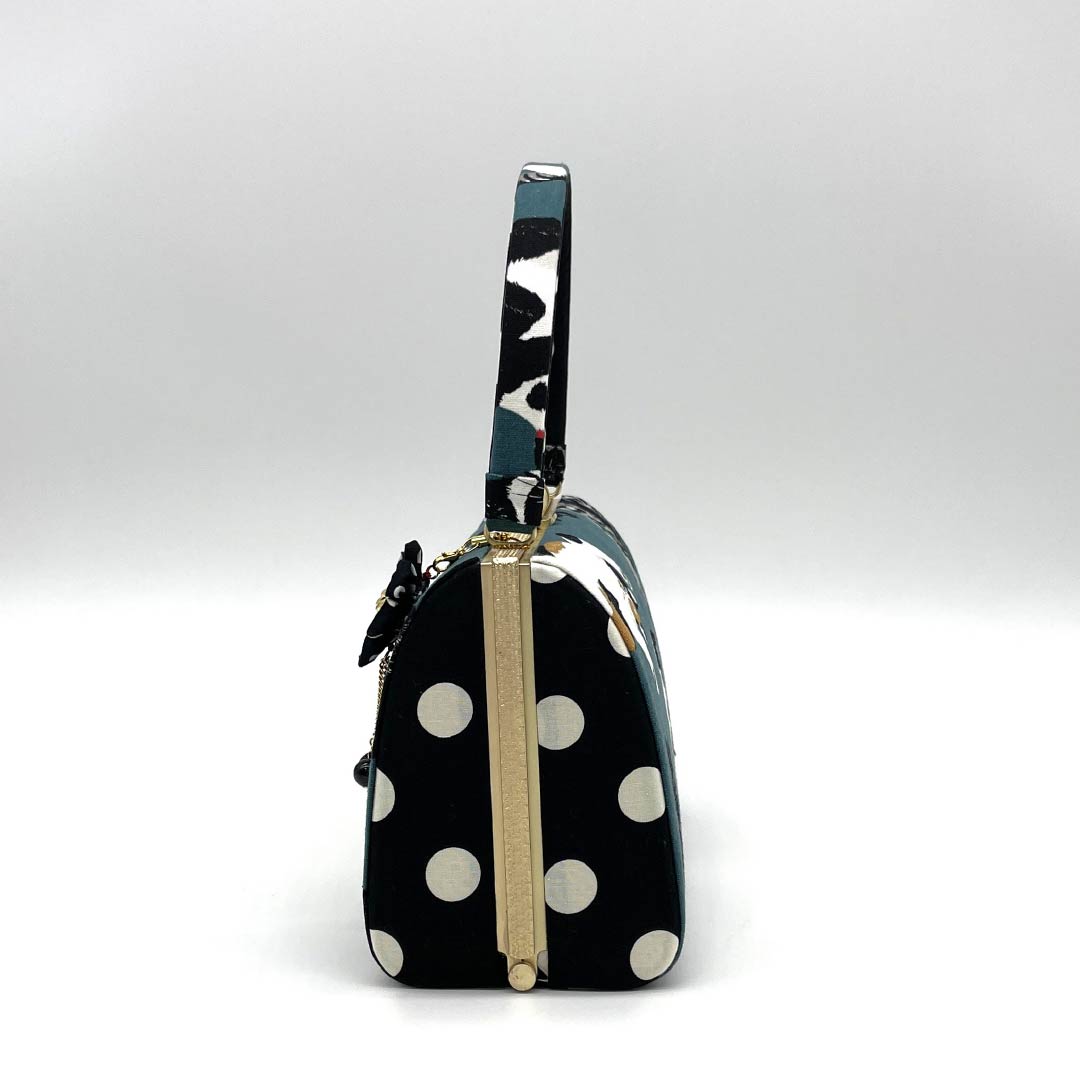 和装バッグ カジュアル 鉄御納戸色(てつおなんどいろ) ネコ 三毛猫 黒猫 緑系 NEWランク 113900062119