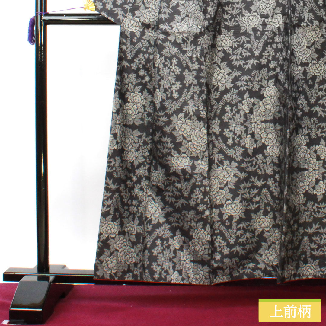 紬 正絹 身丈159cm 裄丈63cm 大島紬 9マルキ 草花模様 Aランク 袷 黒系 1116003733310