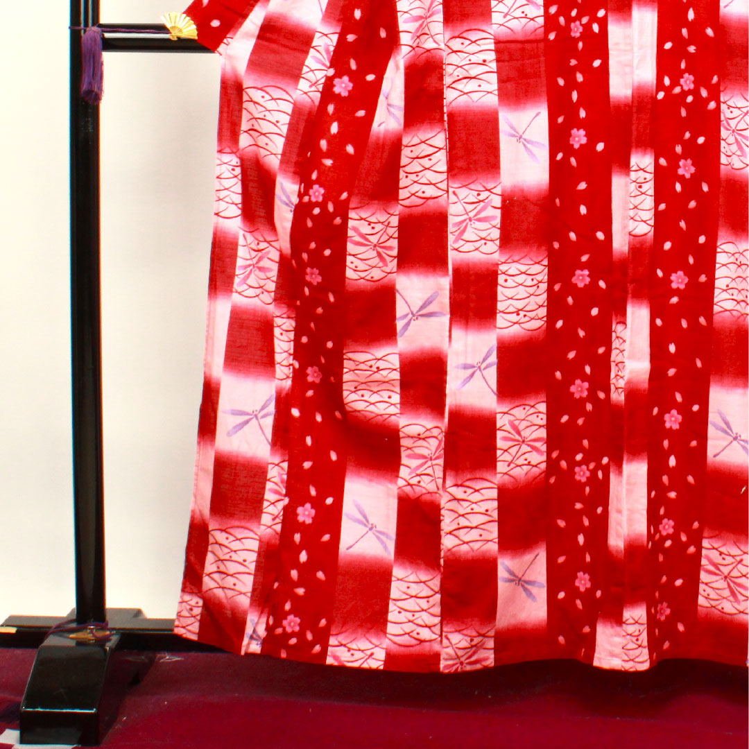 浴衣 茜色 トンボ 桜 市松 露芝 木綿 Sランク 単衣 身丈162cm 裄丈64.5cm 赤系 1118003992412