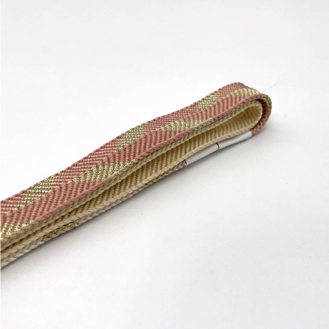 (新古品) 帯締め 正絹 NEWランク 五嶋紐 薄卵色(うすたまごいろ) 矢羽根 古典柄 長さ約157cm 幅約1.8cm セミフォーマル クリーム系 1135004841315