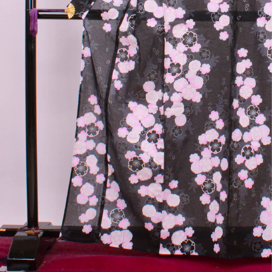 浴衣 黒色 桜 ラメ 木綿 Sランク 単衣 身丈165cm 裄丈65.5cm 黒系 1118004272510