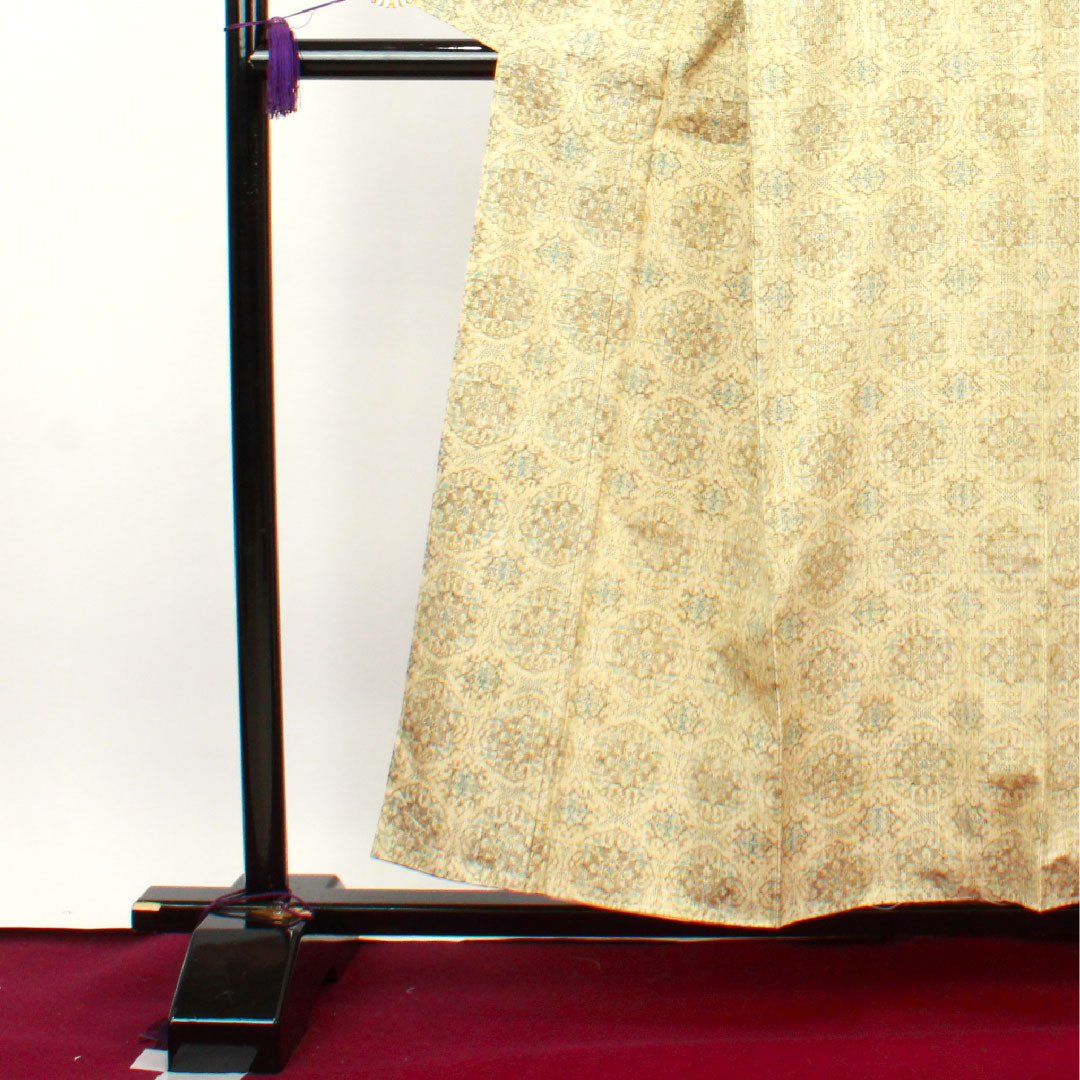 紬 身丈156cm 裄丈62cm 未使用品 しつけ糸付き 東京白茶色 抽象模様 正絹 Sランク 袷 クリーム系 1116002252315