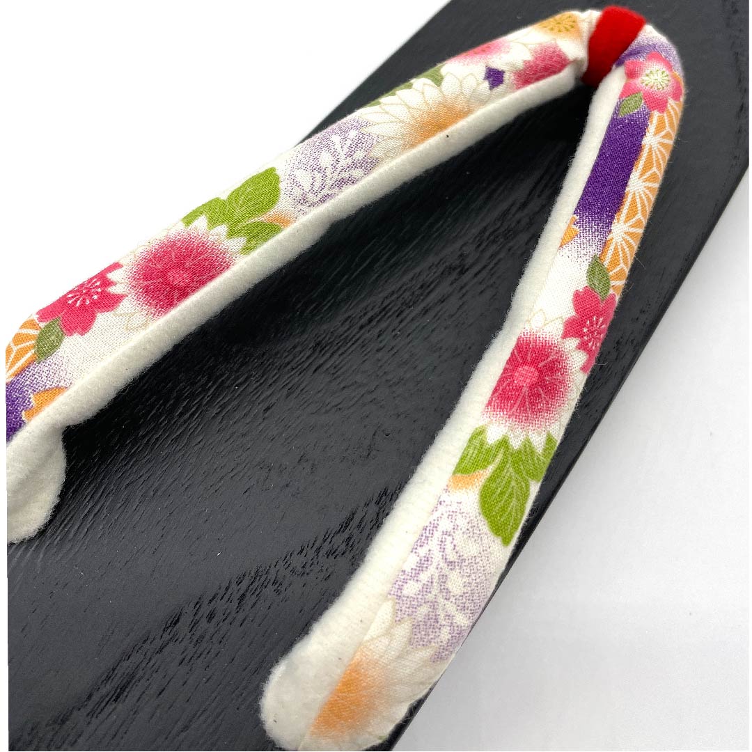 (新品未使用品)下駄 菊 桜 麻の葉 XLサイズ 黒系 NEWランク 1122001171510