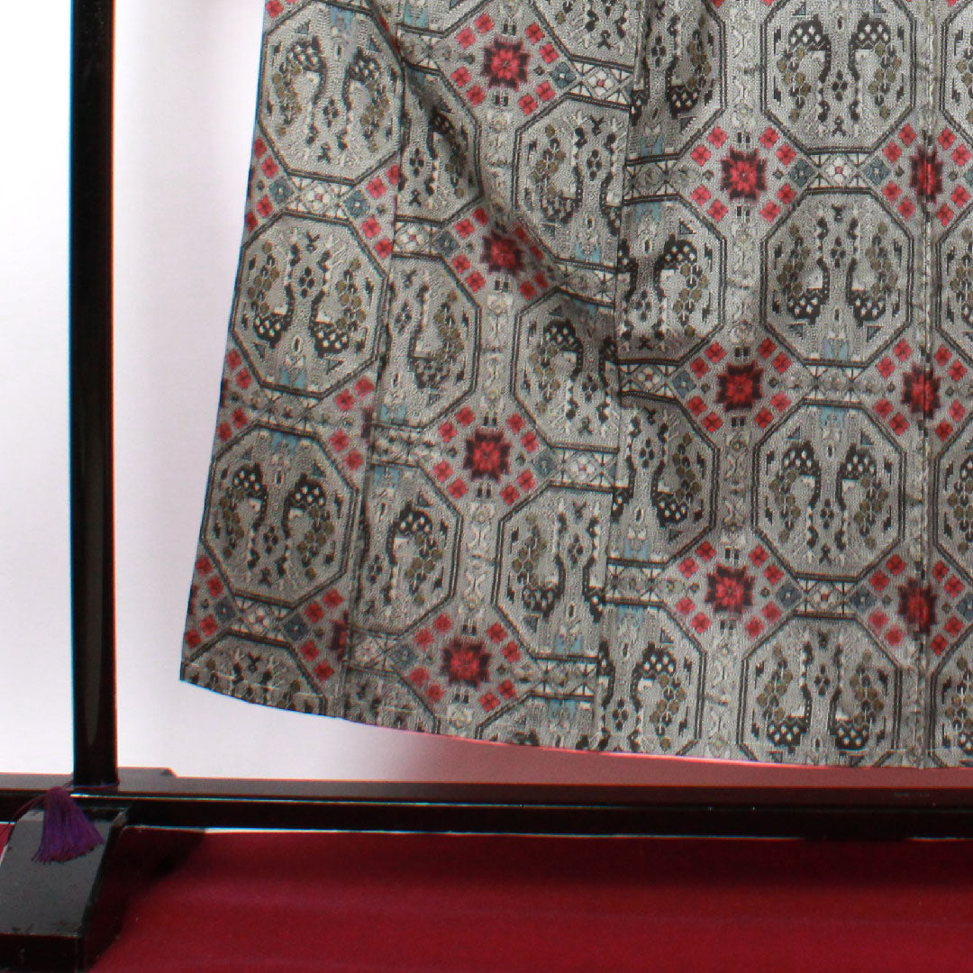 村山大島 身丈155.5cm 裄丈60cm 灰黄緑色 幾何学模様 正絹 Sランク 袷 グレー系 1116001752322