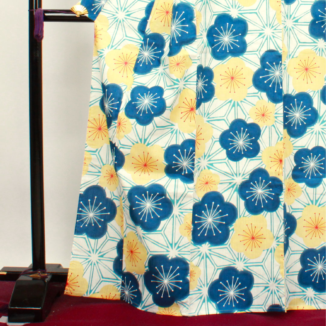 浴衣 山本彩ブランド 梅 麻の葉 木綿 Sランク 単衣 身丈167.5cm 裄丈68.5cm 白系 1118003972511