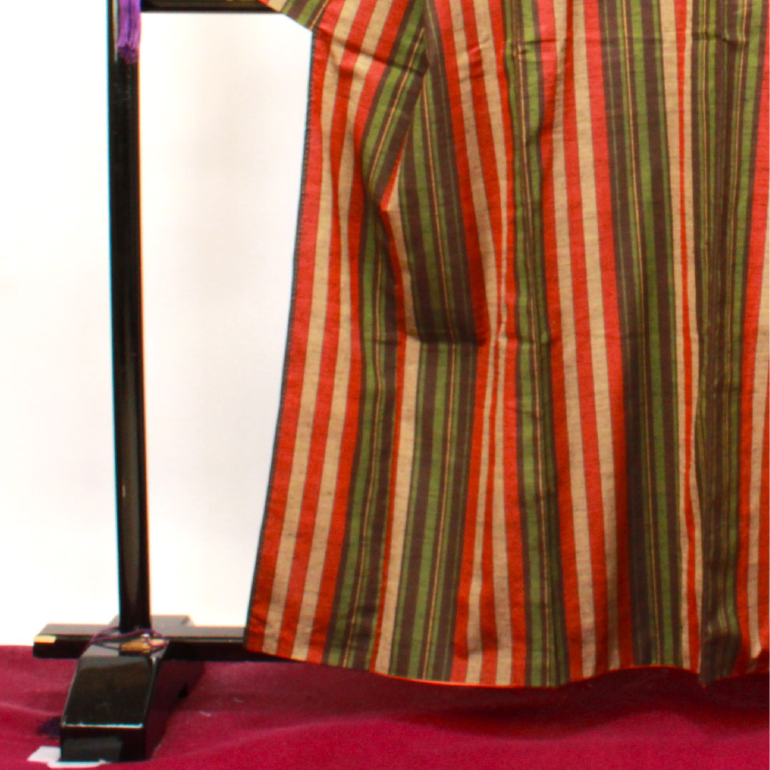 Tsumugi Length 160cm Sleeve length 66cm Striped Pure silk A rank Awase Gradient 1116002463499