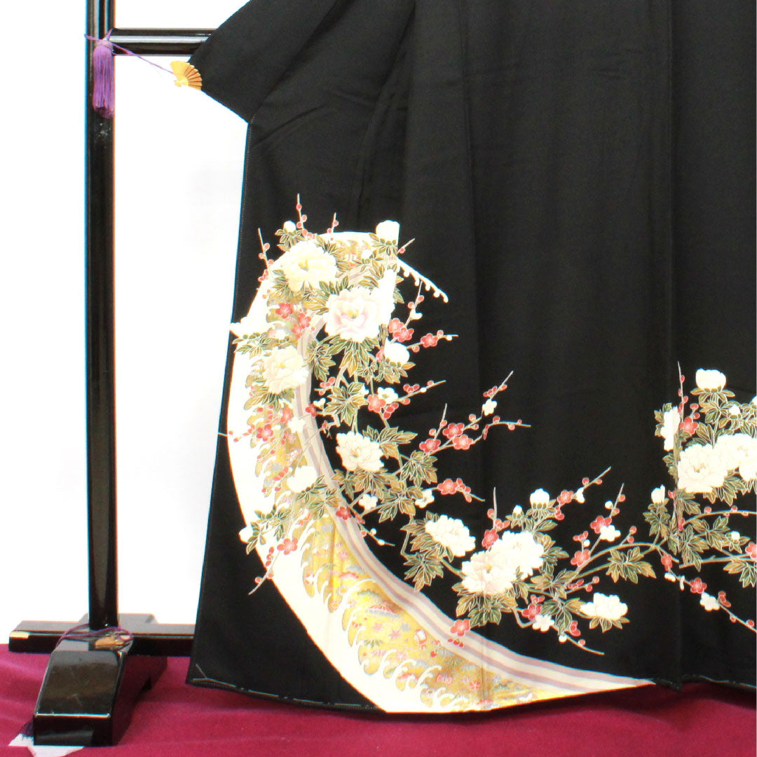 Black Tomesode, Length 163cm, Sleeve Length 67cm, Lined, Kyoto Yuzen, Embroidery, Five Gourds and Different Hawk Feathers, Thread Attached, Unused, Pure Silk, S Rank, Five Crests, Black, 1111001142410