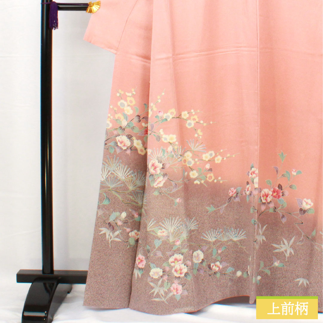 Homongi, pure silk, lined, length 163.5cm, sleeve length 64.5cm, light crimson, Kyo-Yuzen, pine, bamboo, plum, camellia, A rank, pink, 1112005543413