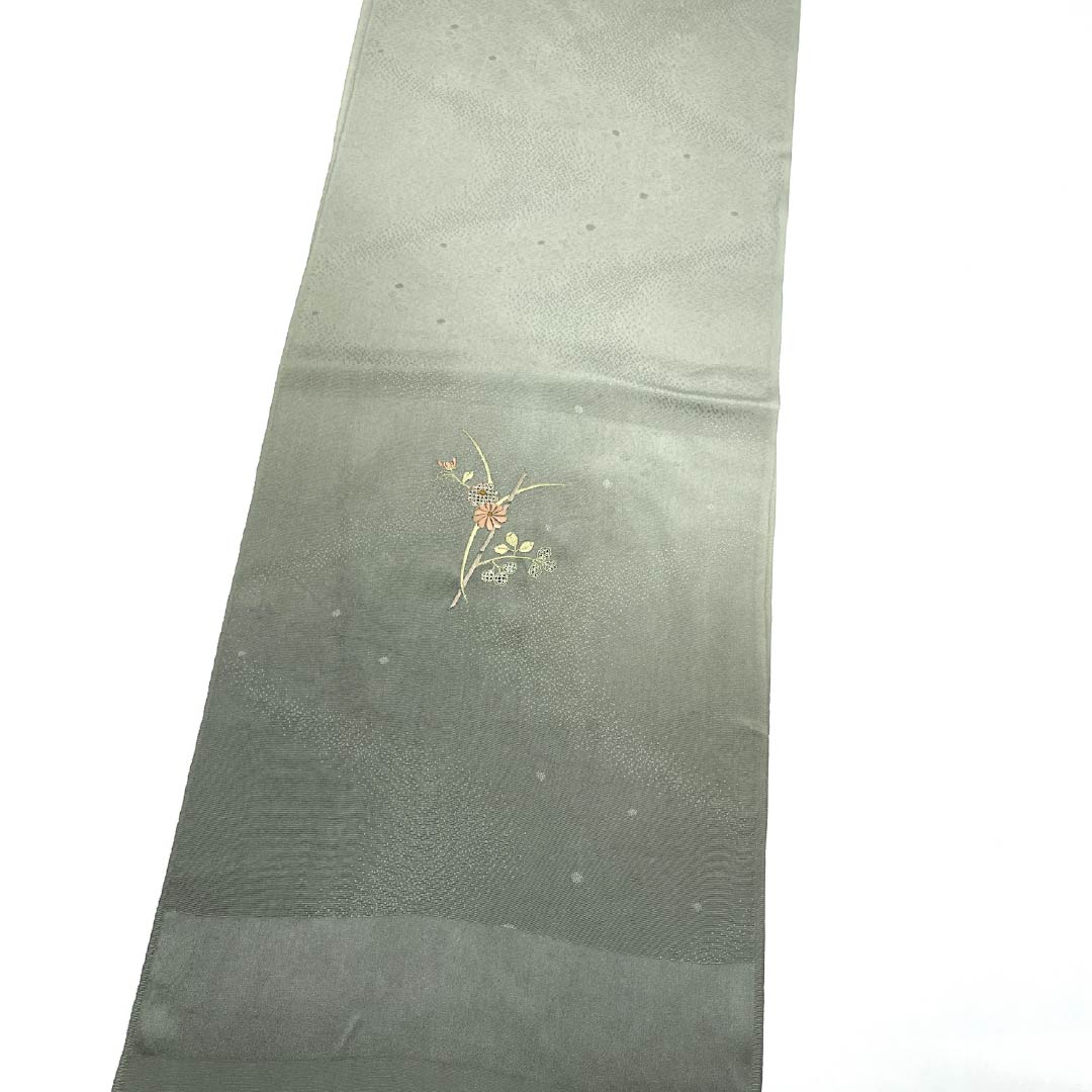 帯揚げ 正絹 Sランク セミフォーマル 利休鼠色(りきゅうねずみいろ) 草花 刺繍 グラデーション 長さ約172cm 幅約30.5cm グレー系 1136002422922