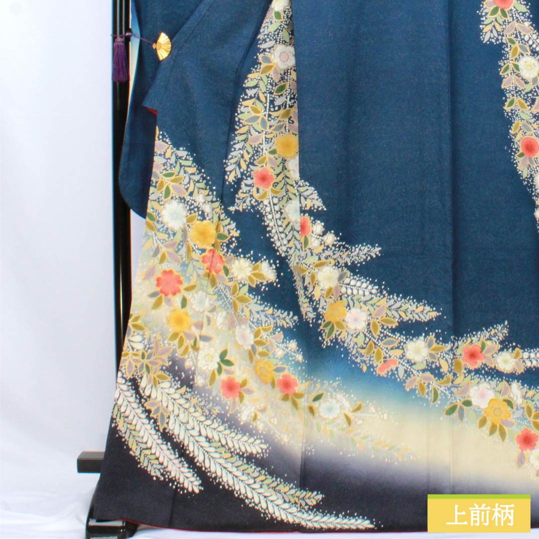 Furisode (long-sleeved kimono) made of pure silk, S rank, length 170cm, sleeve length 67cm, lined, iron grape color, Kyoto Yuzen, gold thread, Tsujigahana pattern, navy blue, product number 1113002762618