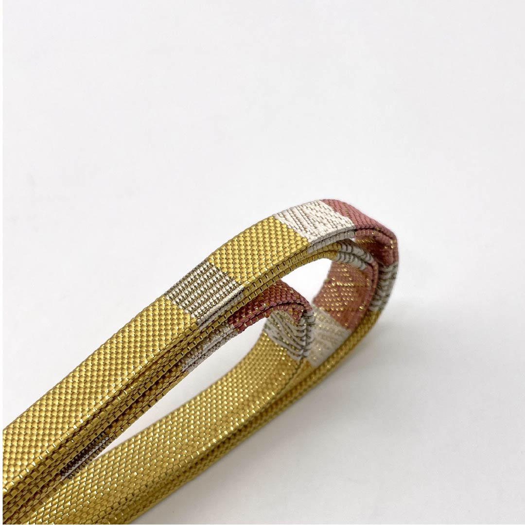 帯締め Sランク 四分紐 金色(きんいろ) 長さ約152.5cm 幅約1.1cm セミフォーマル 金系 1135004312321