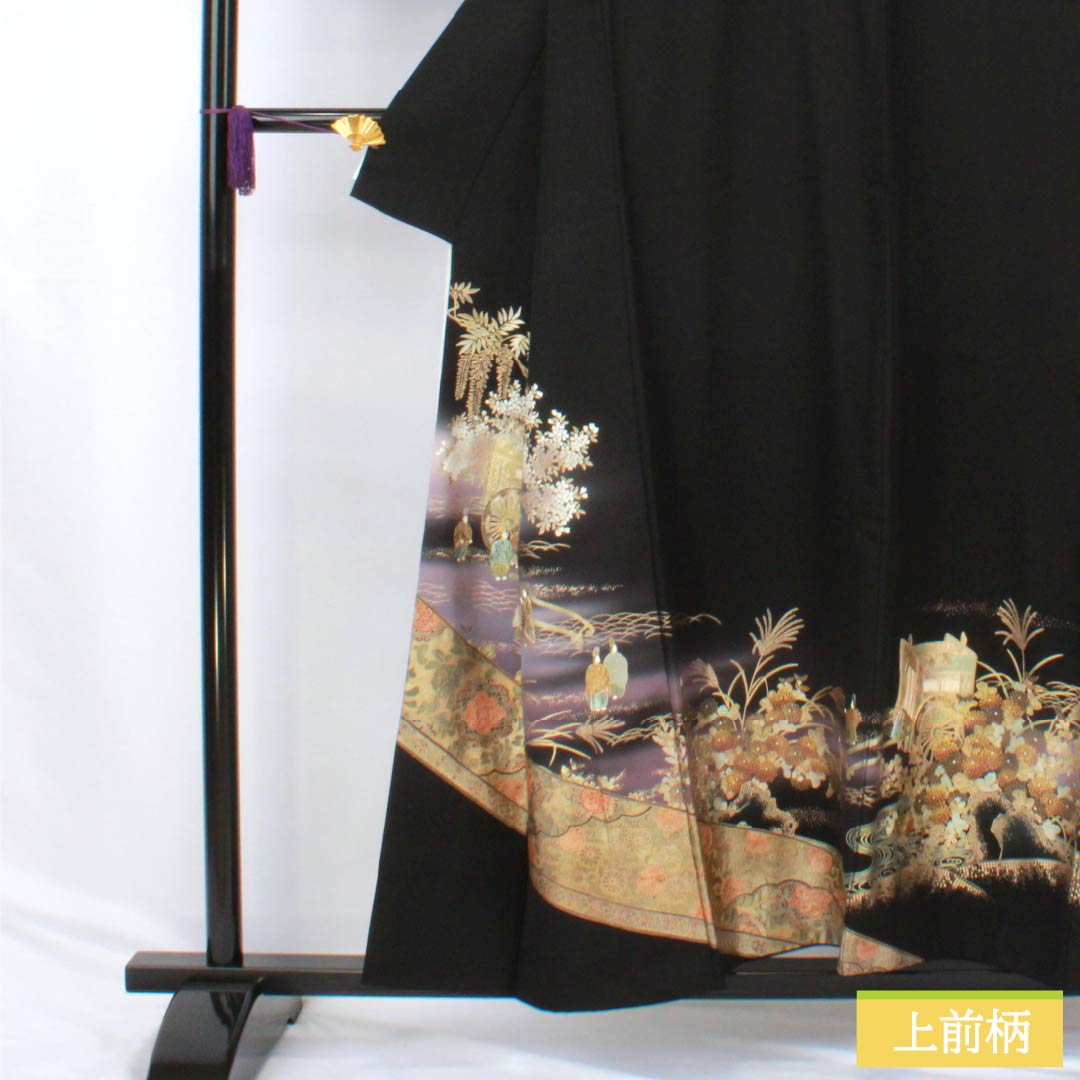 黒留袖 正絹 Aランク 身丈154.5cm 裄丈64cm 袷 金彩 五つ紋 丸に須浜 御所車 菊 桜 萩 五つ紋 黒系 1111001893210