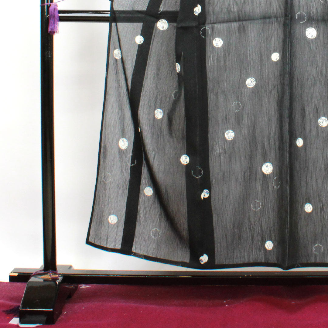 夏物 ポリエステル 小紋 身丈153.5cm 裄丈62.5cm 洗える着物 竪絽(たてろ) 雪輪 草花模様 絽 Sランク 黒系 1132000432210