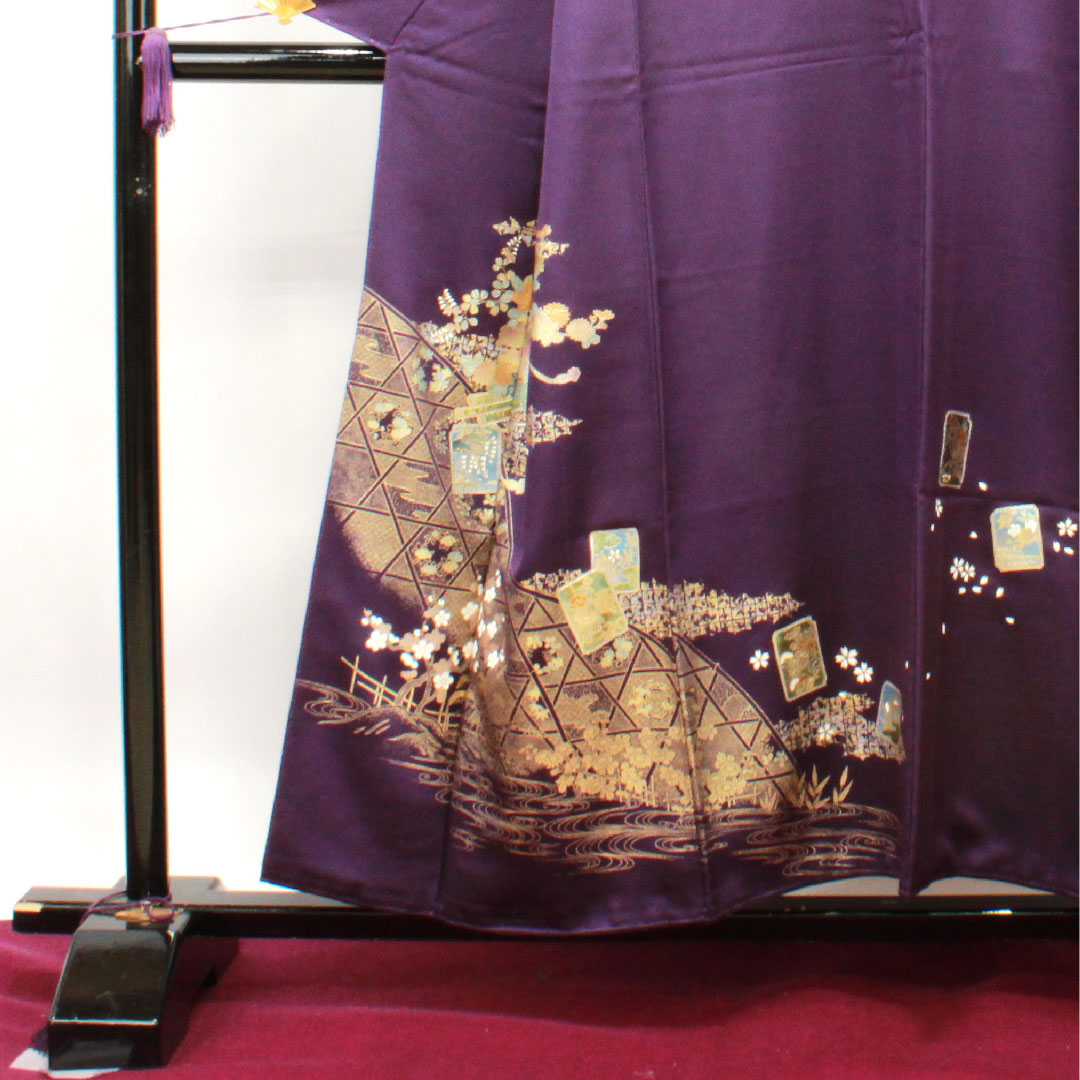 訪問着 正絹 袷 身丈155cm 裄丈68cm 深紫色 金彩加工 しつけ糸付き 吉祥文様 Sランク 紫系 1112003192320