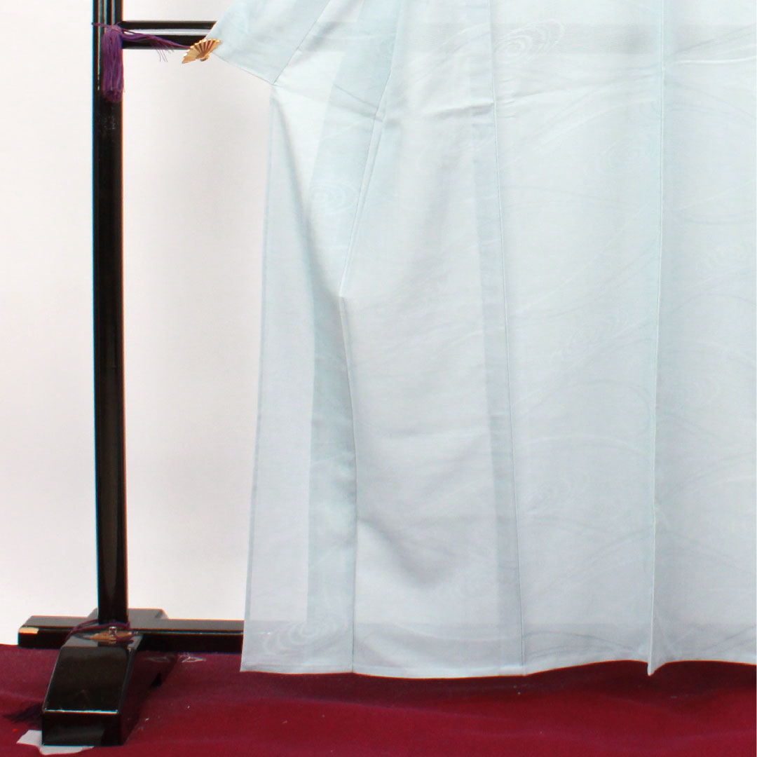 夏物 正絹 色無地 身丈162.5cm 裄丈63cm 砧青磁色(きぬたせいじいろ) 梅鉢 しつけ糸付き 流水 絽 Aランク 水色系 1132000493424