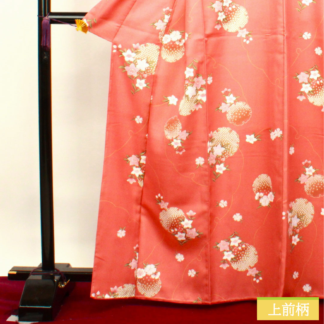 小紋 ポリエステル 身丈165cm 裄丈65.5cm 袷 薄紅梅色(うすこうばいいろ) 洗える着物 雪輪 花模様 しつけ糸付き Sランク ピンク系 1115003992513