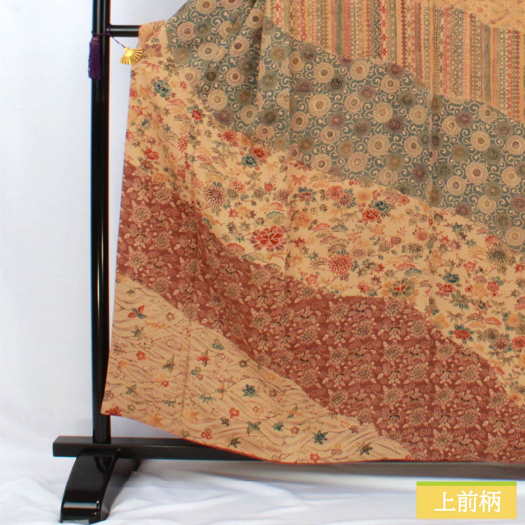 訪問着 正絹 Sランク 袷 身丈157cm 裄丈62.5cm 淡朽葉色(うすくちばいろ) 作家物 京紅型 吉祥文様 松竹梅 菊 橙系 1112007382326