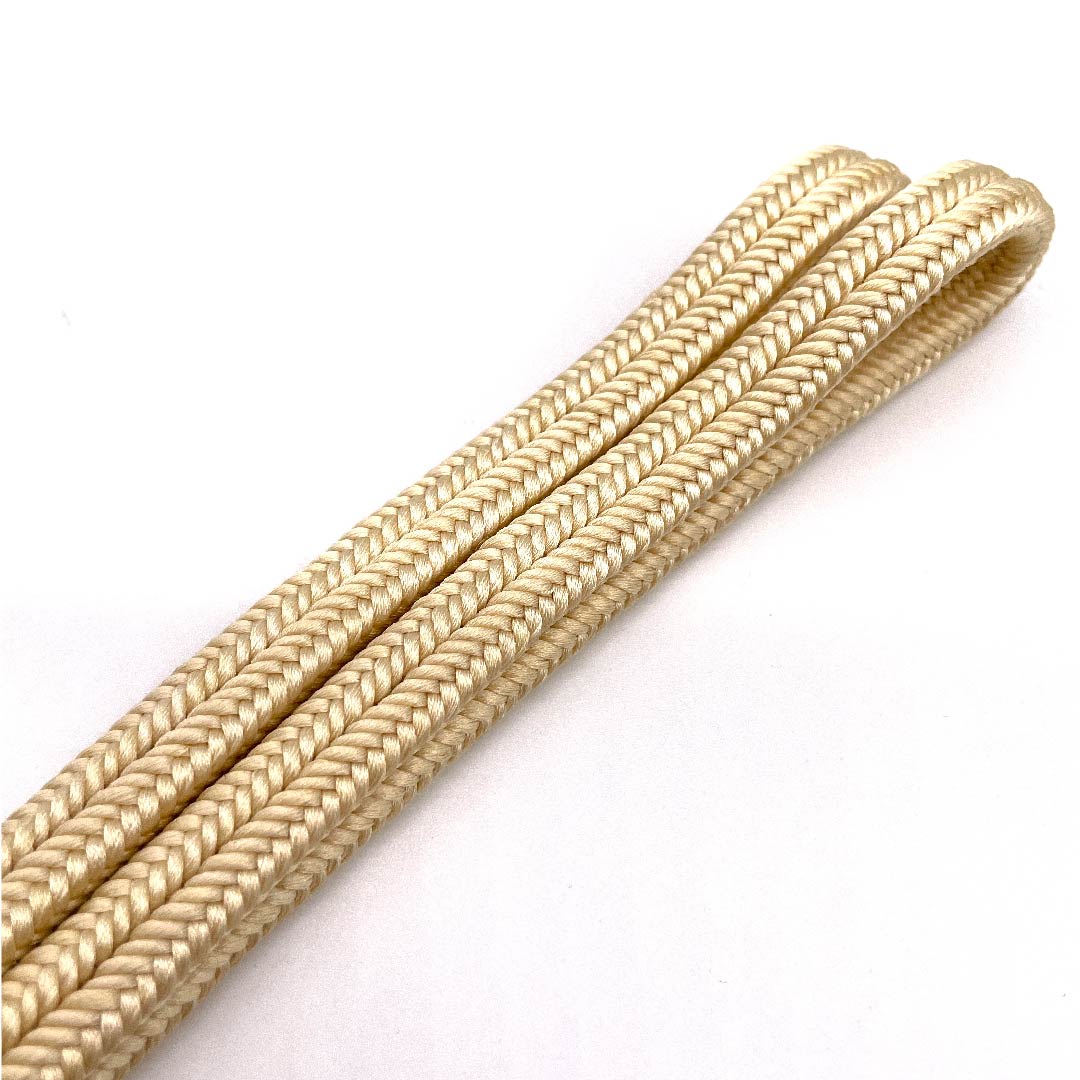 (New old stock) Obijime (belt fastener) Pure silk, quarter-length string, light egg color, hand-woven string, crown string, Kyoto-style obi fastener, length approx. 136cm, width approx. 1cm, casual, S rank, beige, 1135000032325