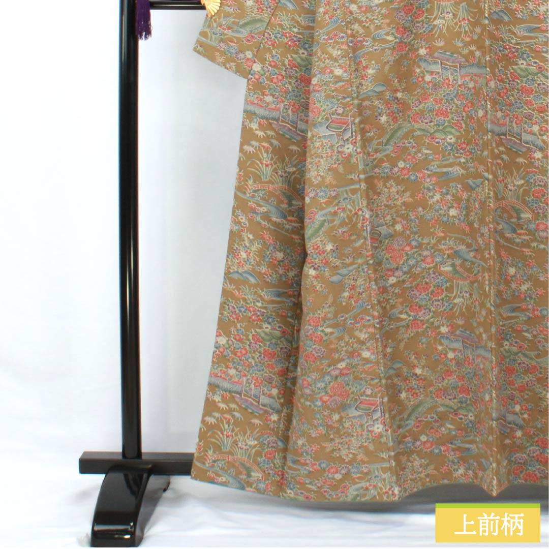 小紋 ポリエステル 身丈161cm 裄丈67cm 袷 桑染色(くわぞめいろ) 古典柄 洗える着物 Sランク 茶系 1115005822414