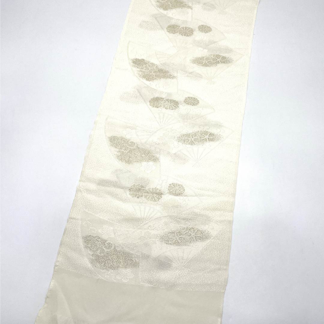 帯揚げ 正絹 Sランク フォーマル 乳白色(にゅうはくしょく) 扇面 花 留袖用 長さ約164cm 幅約29.5cm 白系 1136004622911