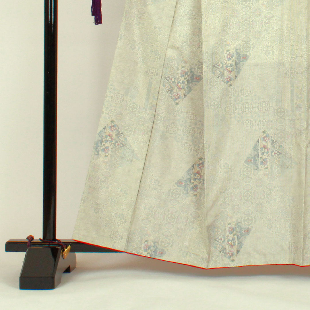 白大島紬 身丈163cm 裄丈66cm 花更紗模様 7マルキ 正絹 Aランク 袷 白系 1116000573311