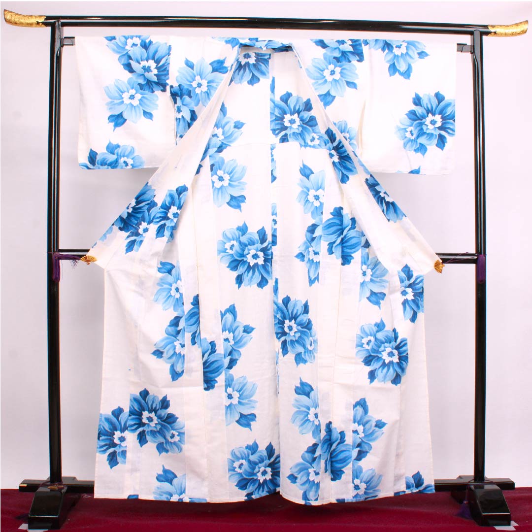 浴衣 乳白色色 花模様 木綿 Sランク 単衣 身丈161.5cm 裄丈66.5cm 白系 1118004292411