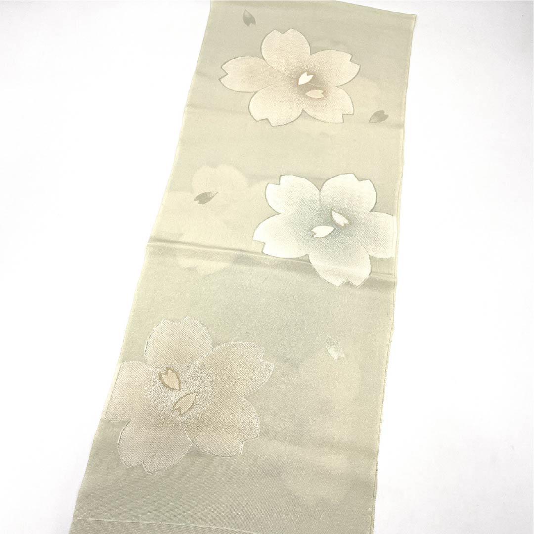 帯揚げ 正絹 Aランク セミフォーマル 利休白茶色(りきゅうしらちゃいろ) 桜 丹後ちりめん 長さ約176cm 幅約29cm グレー系 1136001893922