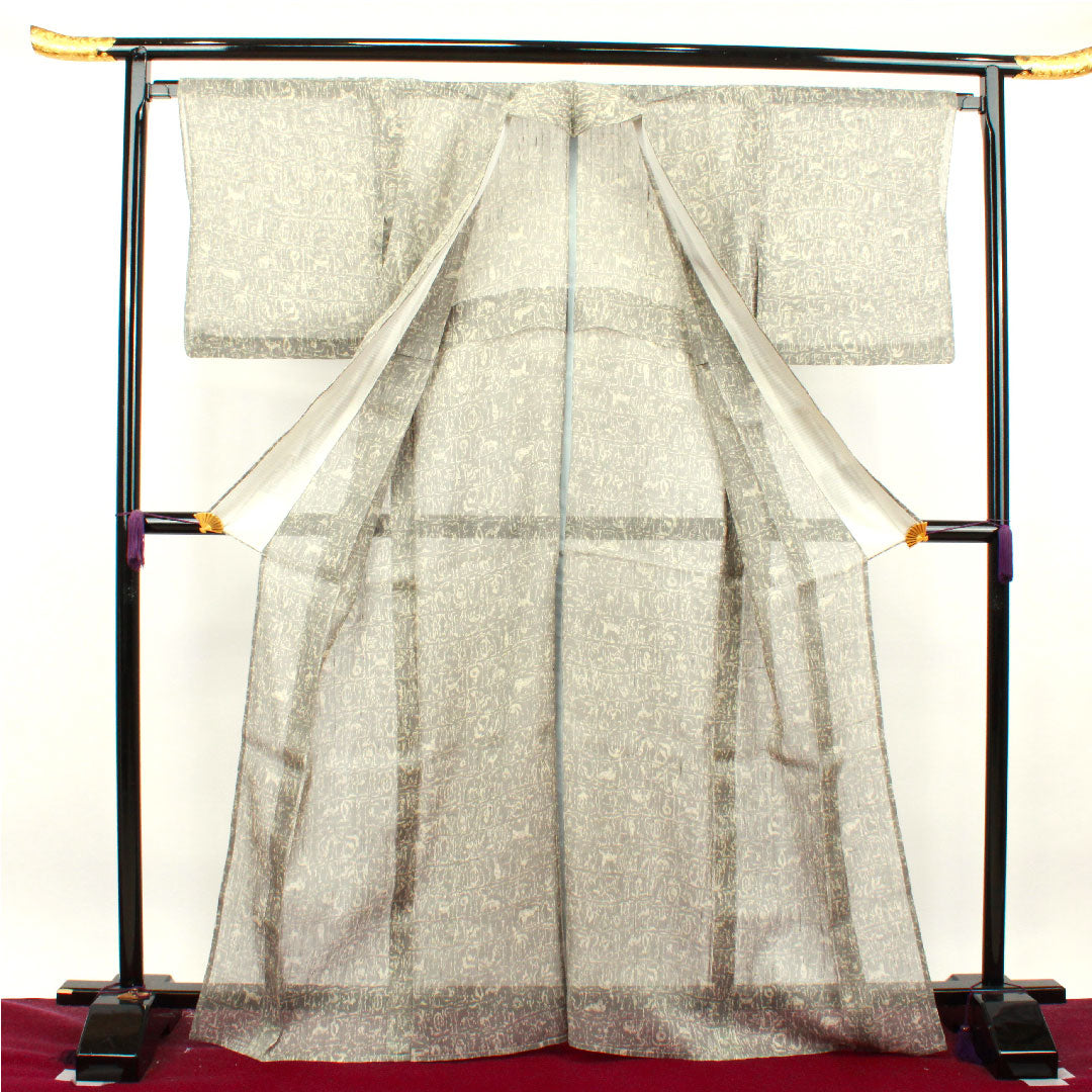 夏物 正絹 小紋 身丈167.5cm 裄丈66.5cm 絹鼠色(きぬねずいろ) 幾何学模様 紗 Aランク グレー系 1132001493522