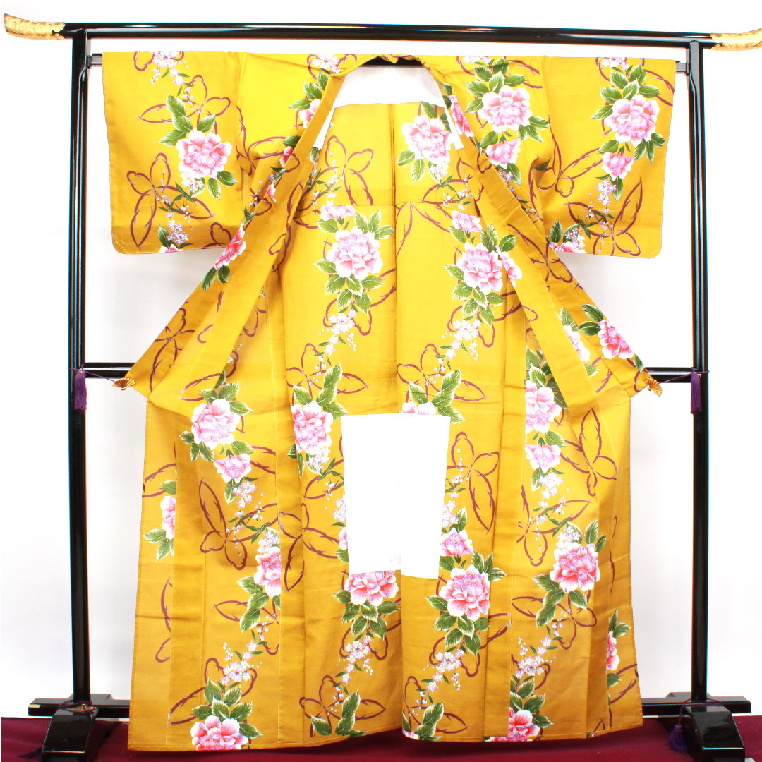 浴衣 しつけ糸付き 黄土色 蝶 花模様 木綿 Aランク 単衣 身丈164cm 裄丈69.5cm 黄系 1118002163423
