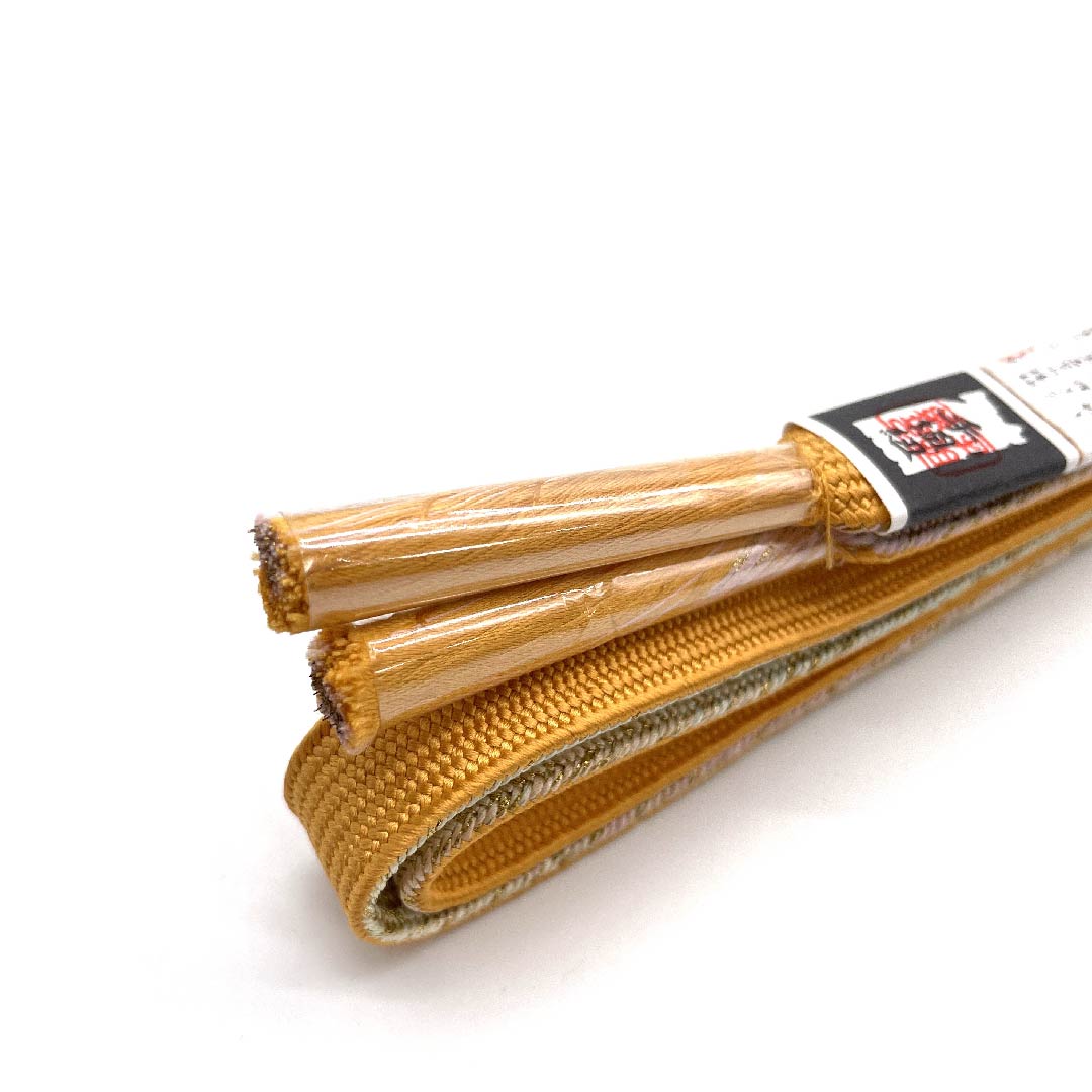 (新古品) 帯締め 正絹 四分紐 萱草色(かんぞういろ) 特選金銀糸使用 手組紐 新古品 長さ約159cm 幅約1.5cm セミフォーマル Sランク 黄系 1135001492923