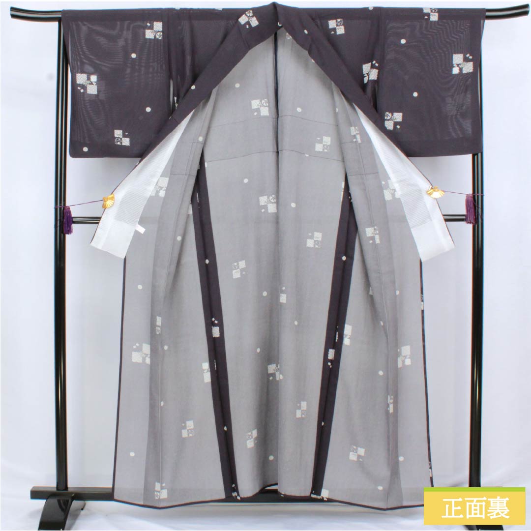 夏物 正絹 小紋 身丈158cm 裄丈67cm 褐色(かちいろ) 型染 飛び市松 古典柄 絽 Sランク 紫系 1132002802320