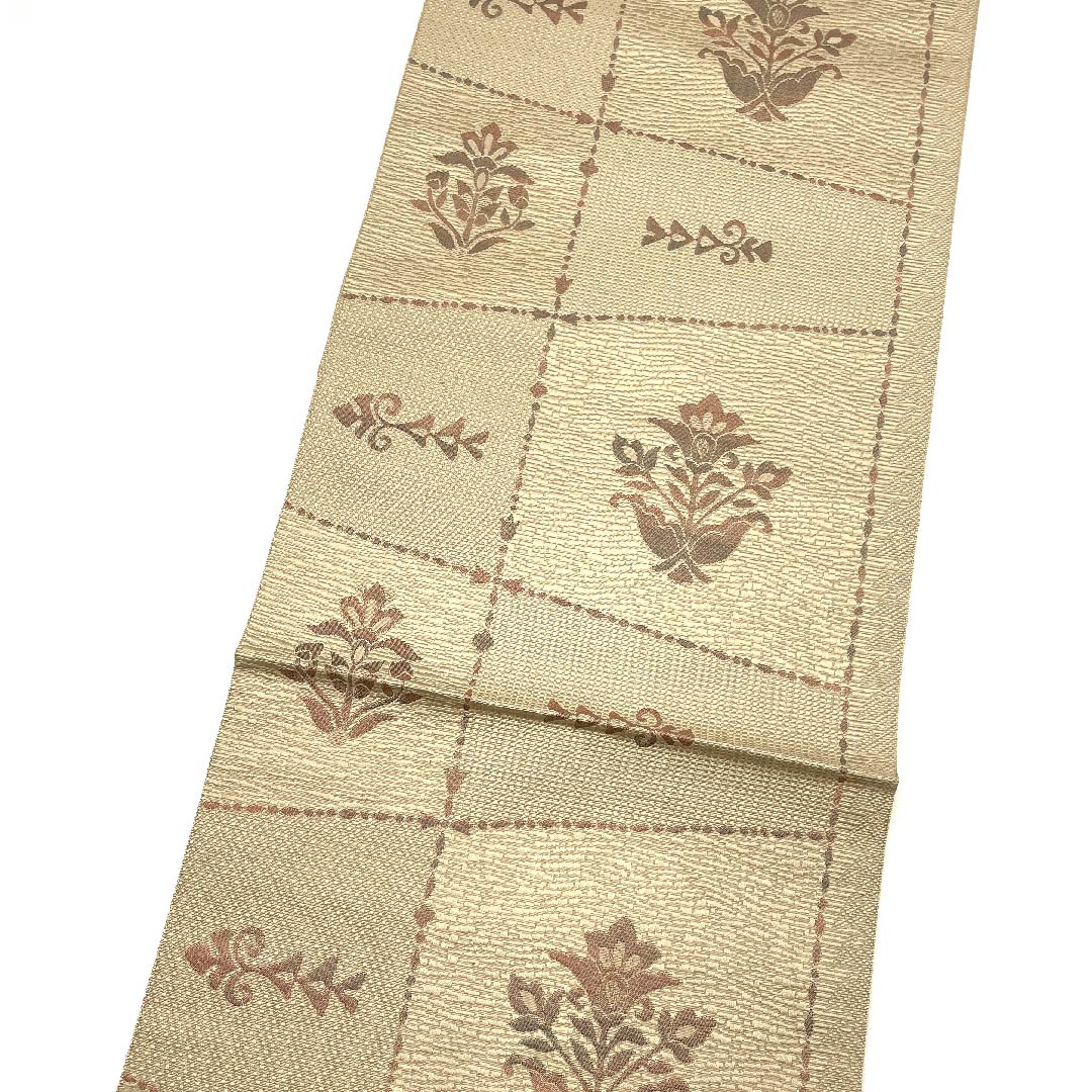 名古屋帯 尾花色 唐花 変わり市松 帯丈359cm 正絹 Sランク 六通 カジュアル ベージュ系 1124005132325 名古屋仕立て
