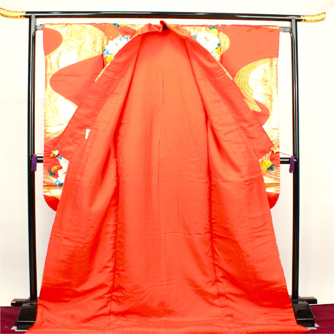 色打掛 身丈194cm 銀朱色 刺繡 孔雀 花車 正絹 Sランク 袷 朱系 1110000252916