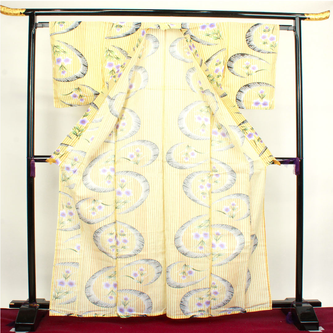 浴衣 淡黄色 縞 花模様 木綿 Aランク 単衣 身丈165cm 裄丈64.5cm 黄系 1118002633523