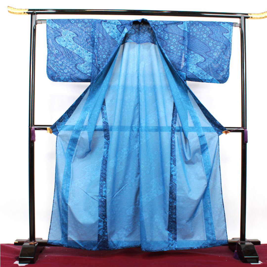 夏物 ポリエステル 小紋 身丈163cm 裄丈67cm 濃紺色(のうこんいろ) 流水 青海波 菊 絽 Aランク 紺系 1132001433418