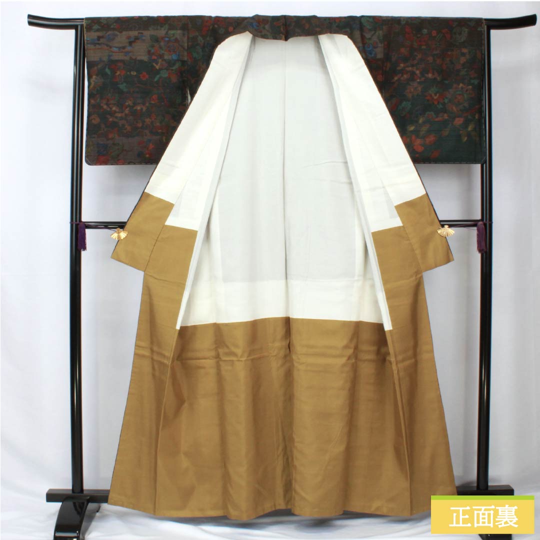 紬 正絹 身丈160.5cm 裄丈64cm 鉄色(てついろ) 小千谷紬 横段 抽象模様 Aランク 袷 緑系 1116003843419