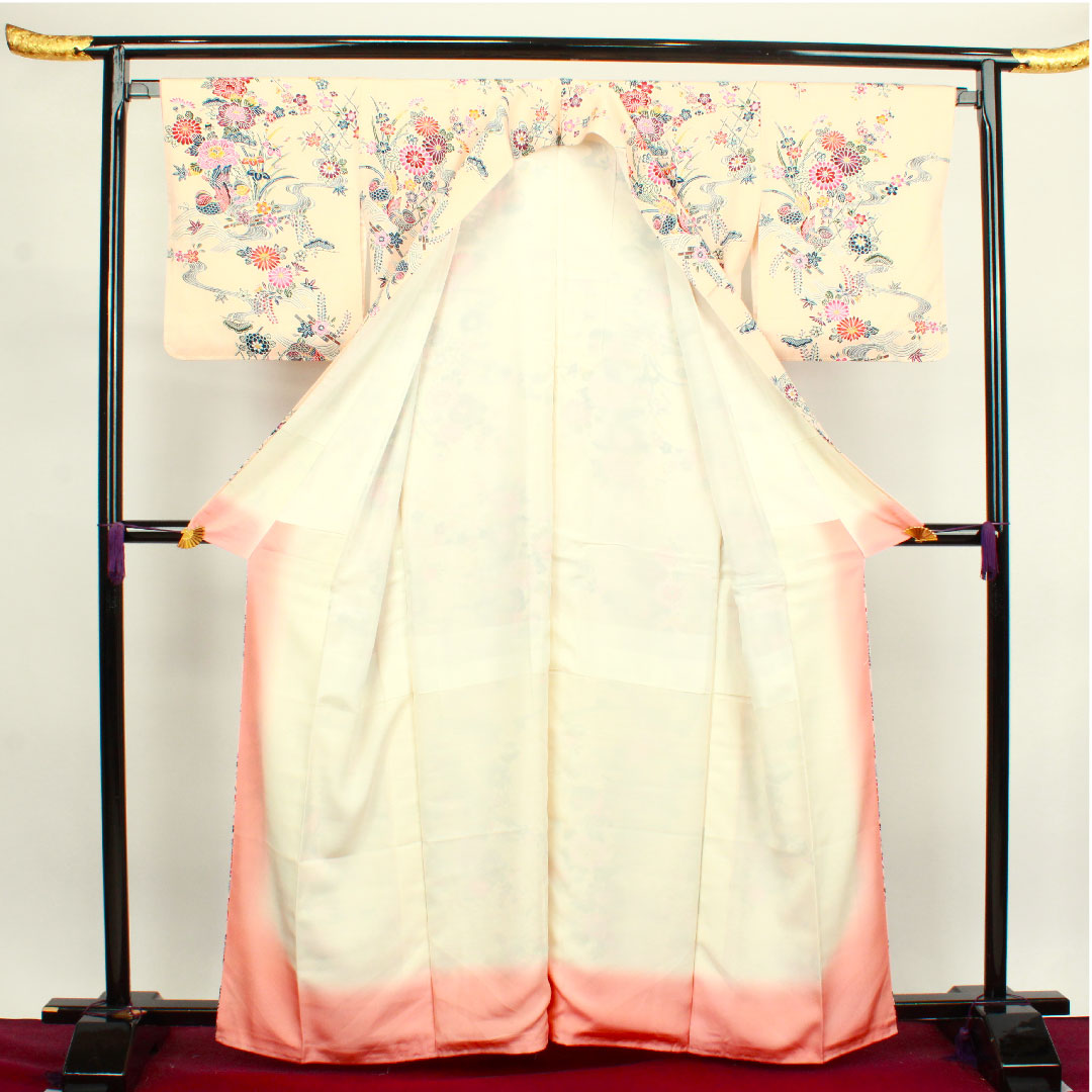 小紋 身丈163cm 裄丈66cm 袷 しつけ糸付き 未使用品 薄橙色 京紅型 吉祥文様 鴛鴦 正絹 Sランク ピンク系 1115003452413