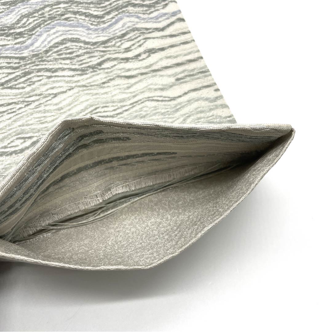 (未仕立)半幅帯 ポリエステル 帯丈412cm 蝋色(ろういろ) 縞 破線 ストライプ グレー系 Sランク 1125001612422