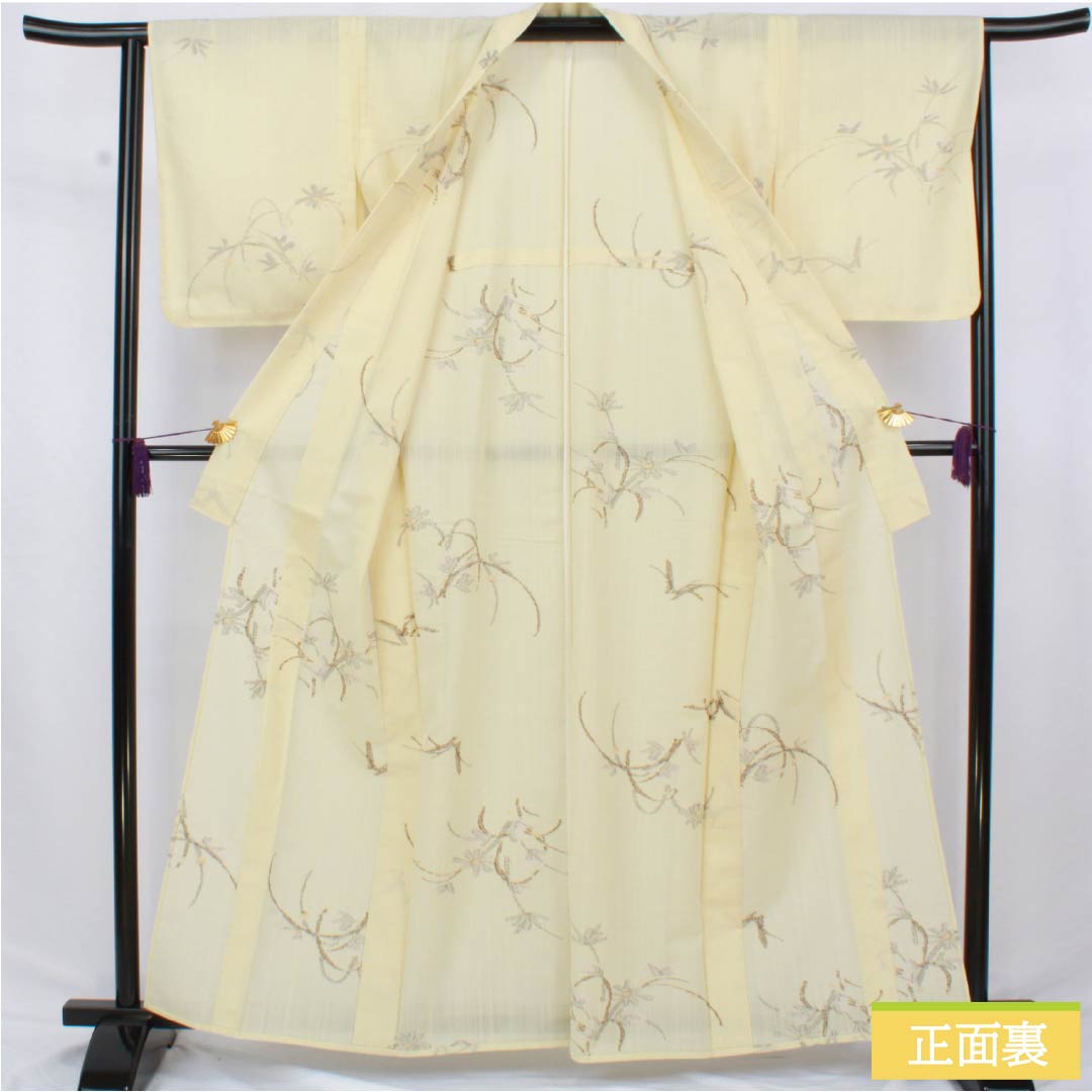 夏物 正絹 紬 身丈162.5cm 裄丈64.5cm 鳥の子色(とりのこいろ) すくい織 草花模様 紗 Aランク クリーム系 1132002873415