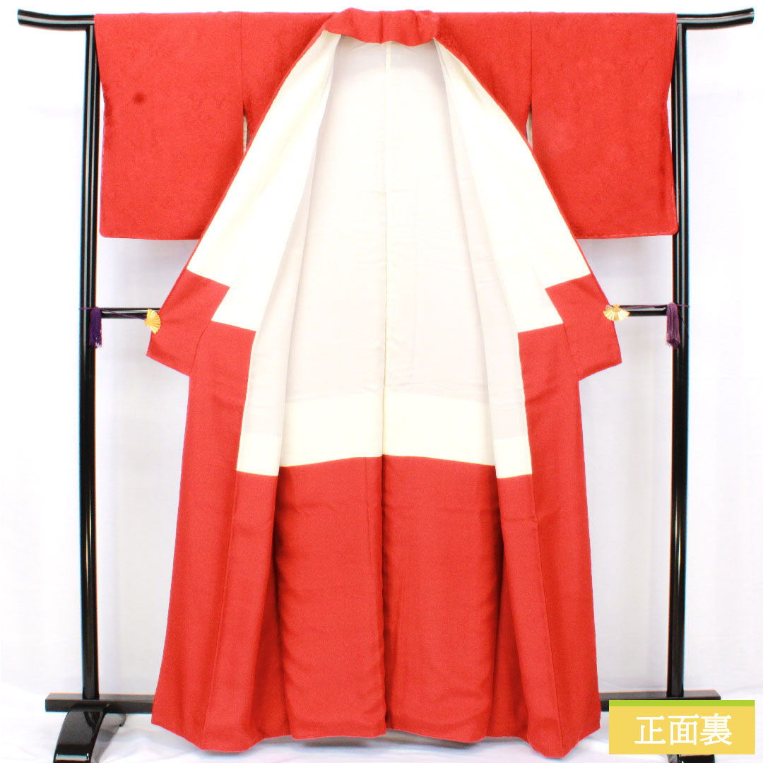 色無地 正絹 身丈161.5cm 裄丈63.5cm 紅絹色(もみいろ) 綸子 一つ紋 陰上り藤 袷 Sランク 赤系 1114002102412