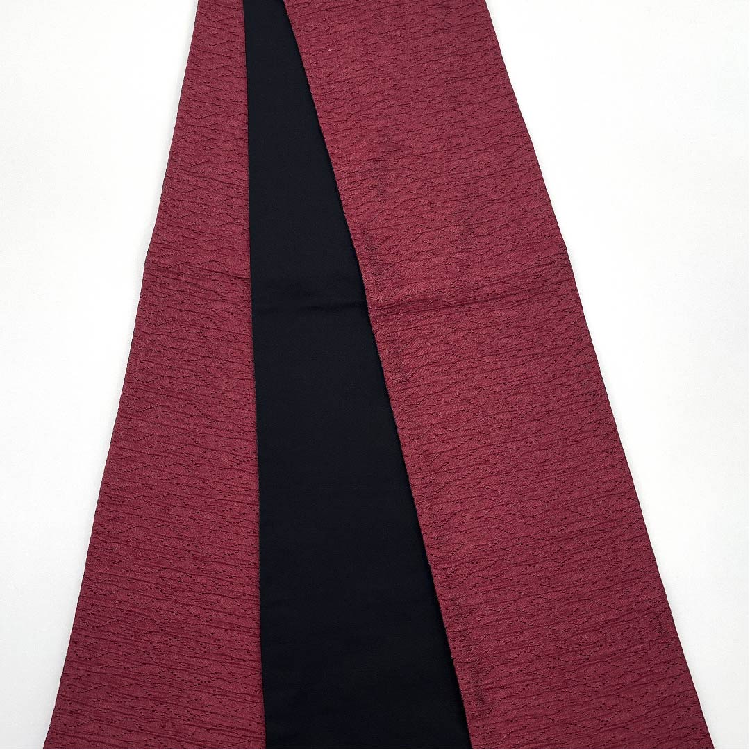 半幅帯 ポリエステル 胭脂紅色(えんじこういろ) ギザギザ模様 幾何学模様 帯丈362cm 紫系 Sランク 1125001222320